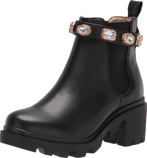 steve madden amulet ankle boots.